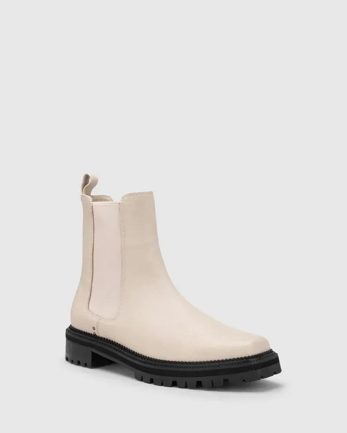 Chaos & Harmony Ollie Boot