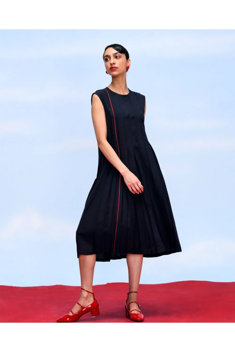 DEFORM DRESS