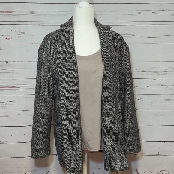 GAP Black/Gray Wool Blend Herringbone Boucle Blazer Coat Women's Size Large