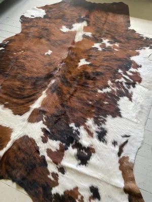 Genuine Brindle cowhide 4’8x6’8