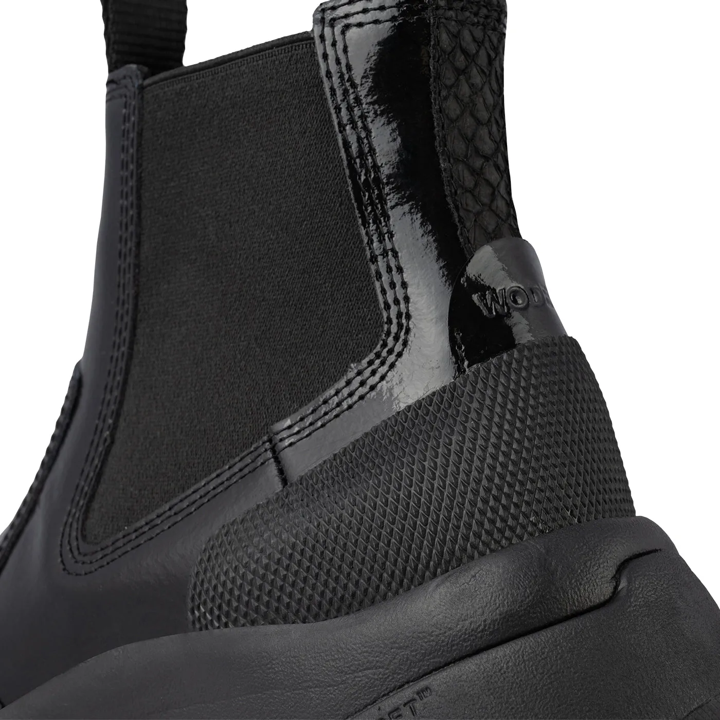 Hega Patent Waterproof - Black