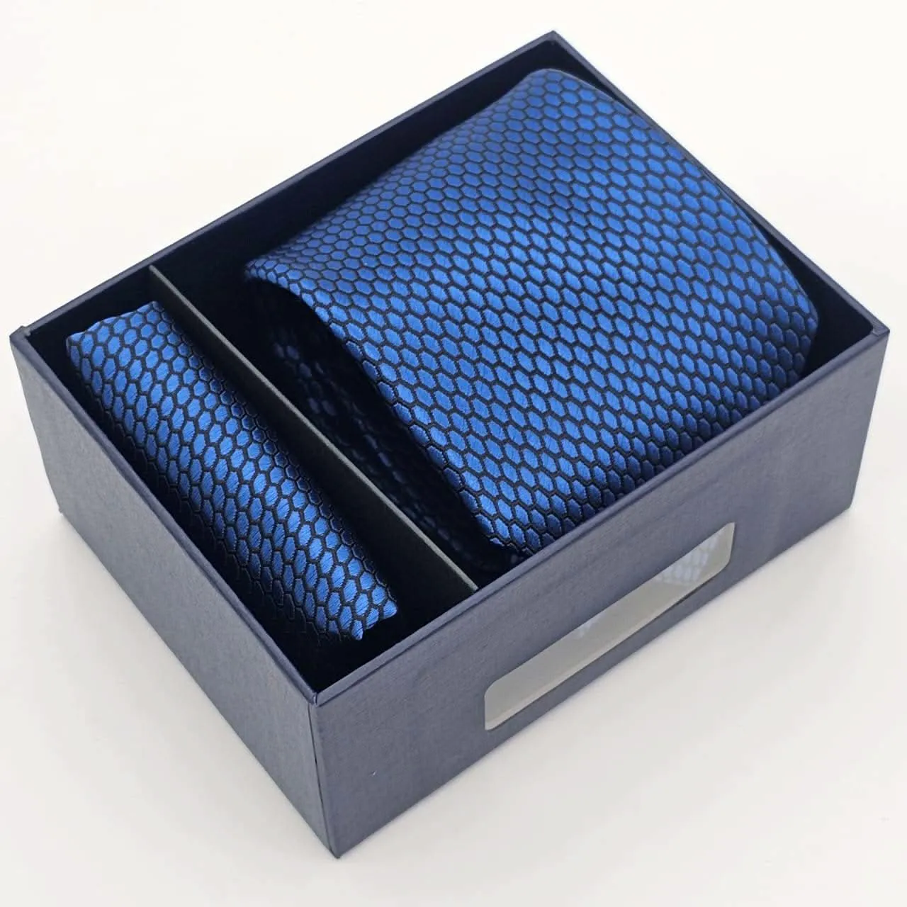 Hexagonal Sapphire Style Tie with Pocket Square
