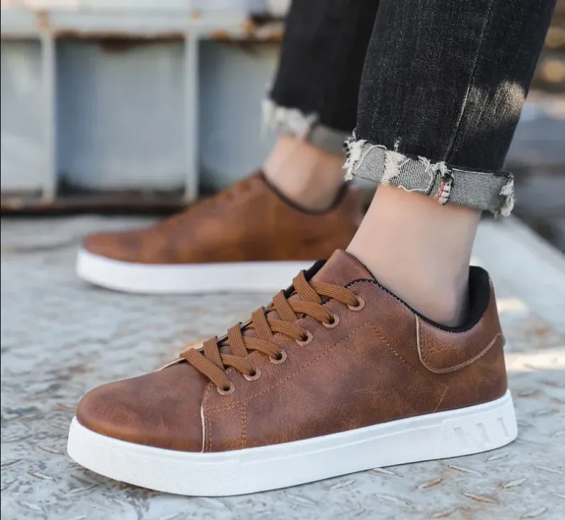High-quality leather men's shoes in a classic design