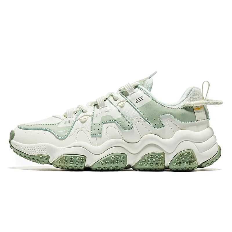 Hongxing Erke Cloud Couple Casual Shoes Women's Shoes Autumn and Winter Elevator Wild Students Non Slip Soft Bottom Sports Dad Shoes