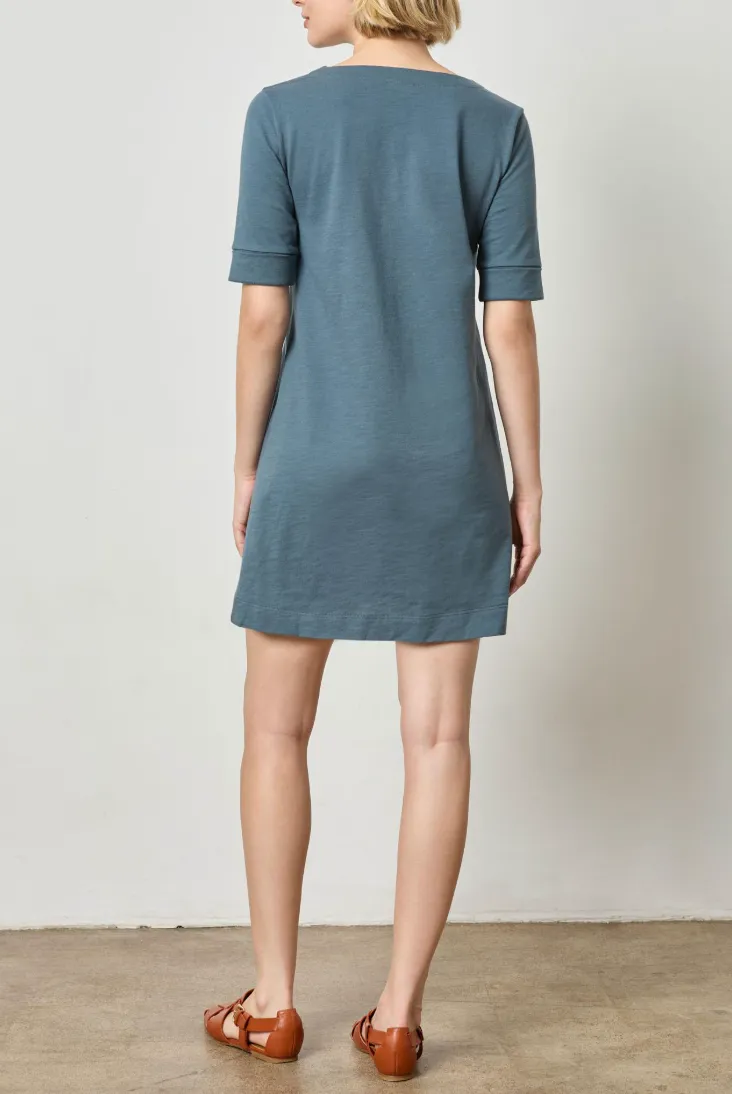 LILLA P ELBOW SLEEVE SPLIT NECK DRESS