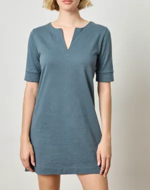 LILLA P ELBOW SLEEVE SPLIT NECK DRESS