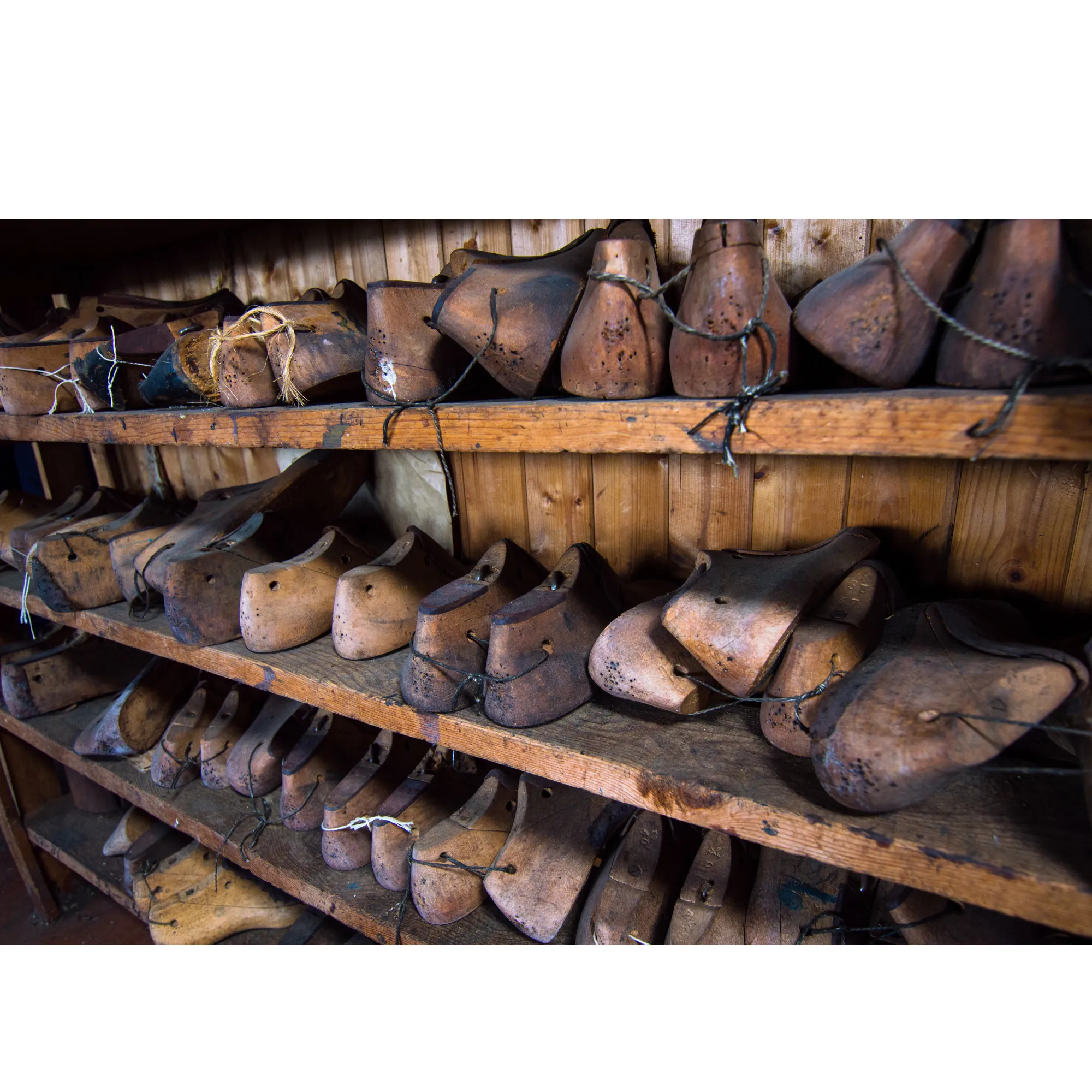 Luxury Handmade Leather Button Boots - Classic Handmade Leather Boots with Button Detailing - Fashion Meets Functionality Bespoke Craftsmanship for Men & Women