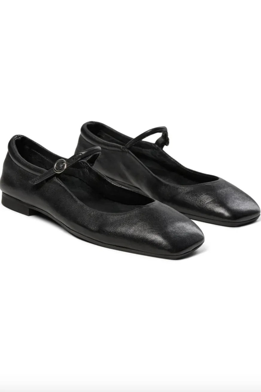 Pavement - Ballerina - Black - Elga