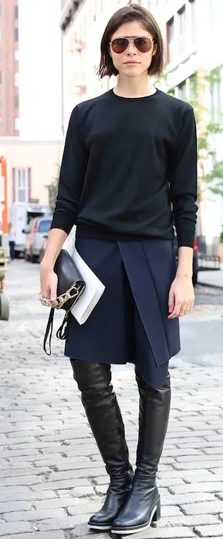 Prada midnight blue wool skirt Size 8UK