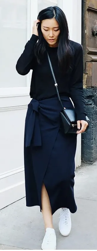 Prada midnight blue wool skirt Size 8UK
