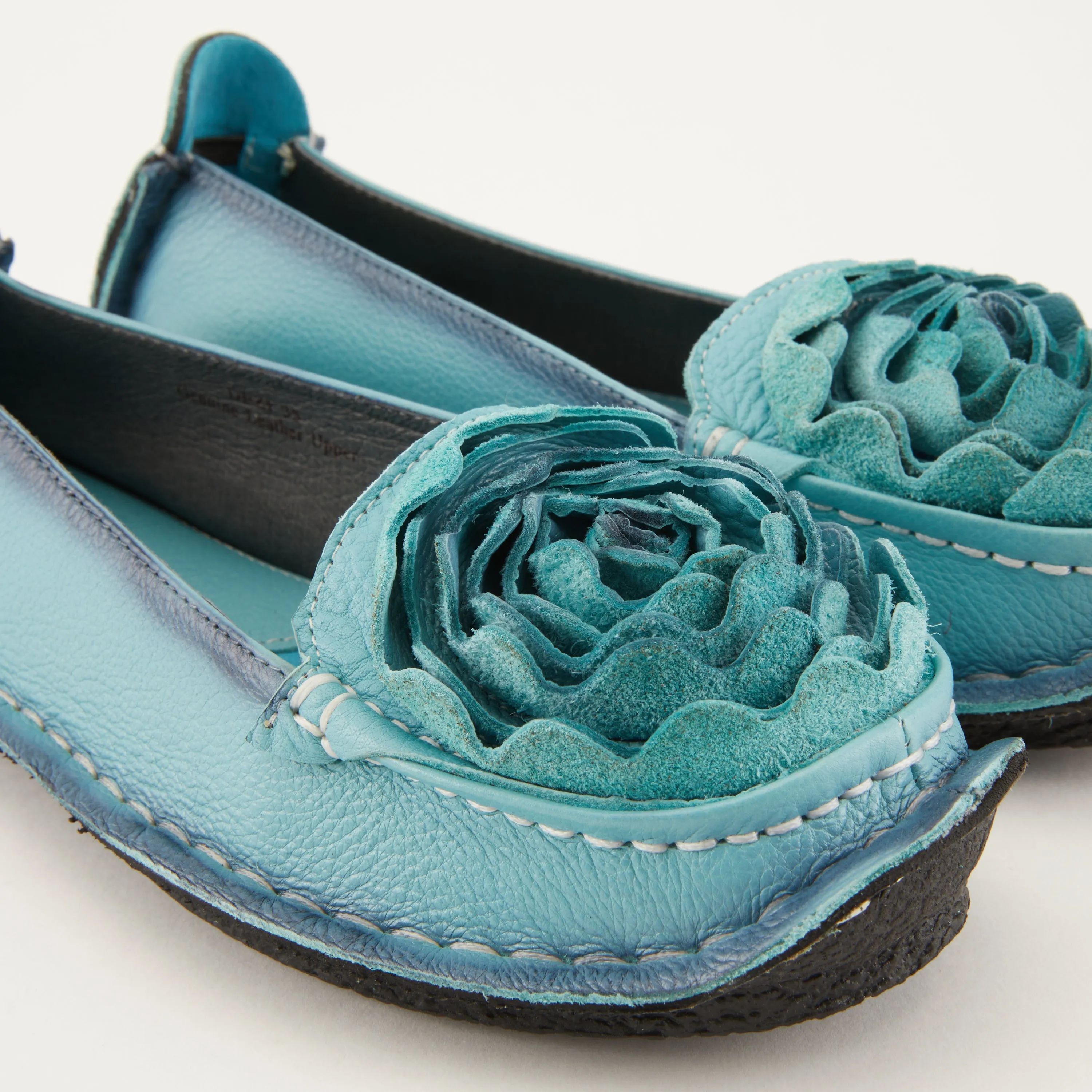 Spring Step Shoes L'Artiste Dezi Women's Handpainted Leather Shoes