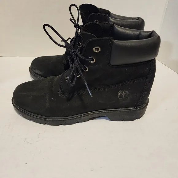 Timberland Black 6 Inch Classic Boot Boys Size 4